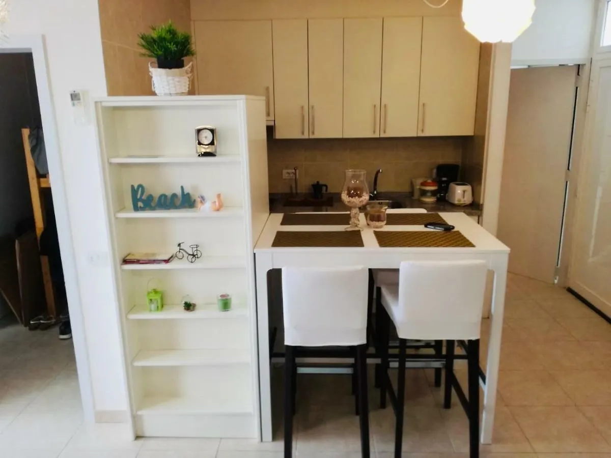 Apartment Primavera Tenerife Costa Del Silencio Spain